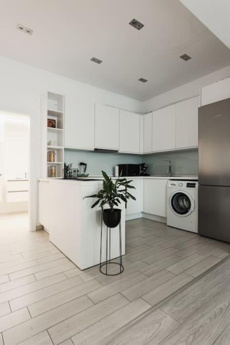 Ambassador Apartment バイア·マーレ エクステリア 写真